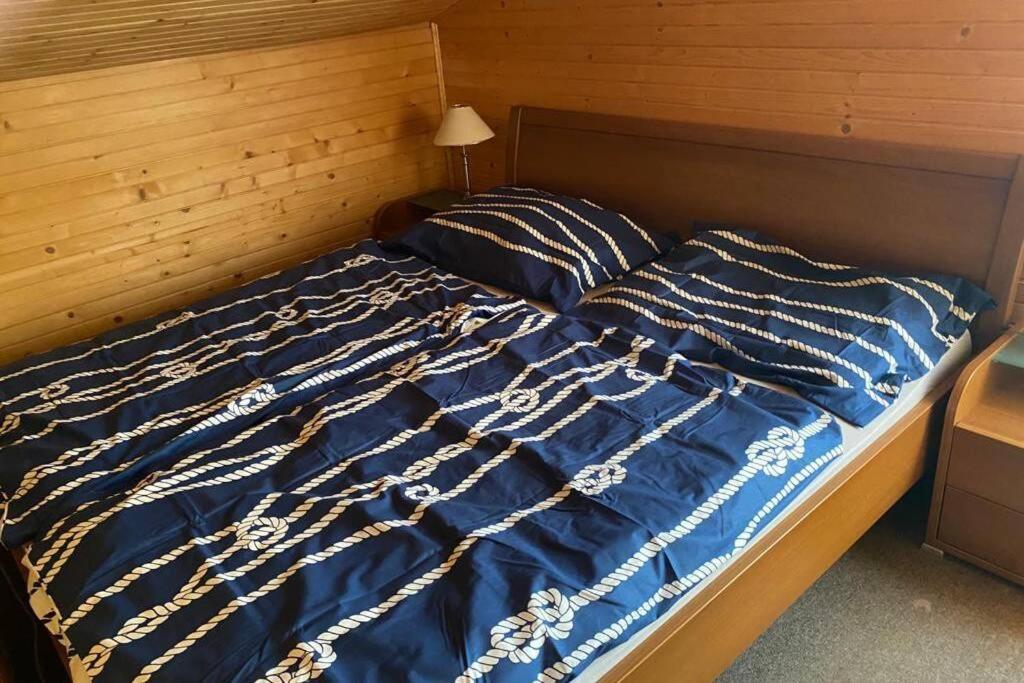 布拉迪斯拉发 Houseboat - Beacon Of Happiness酒店 外观 照片
